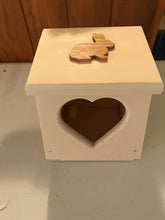 Load image into Gallery viewer, Heart Shaped Rabbit Hay Feeder mini