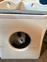 Load image into Gallery viewer, Bunny Rabbit Corner Castle House