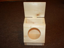 Load image into Gallery viewer, Rabbit Hay Feeder mini