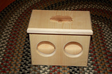 Load image into Gallery viewer, Guinea pig hay feeder