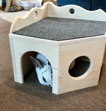 Load image into Gallery viewer, Bunny Rabbit Corner Castle House
