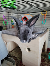 Load image into Gallery viewer, Corner door rabbit house
