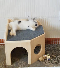 Load image into Gallery viewer, Bunny Rabbit Corner Castle House
