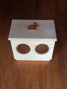 Rabbit Hay Feeder