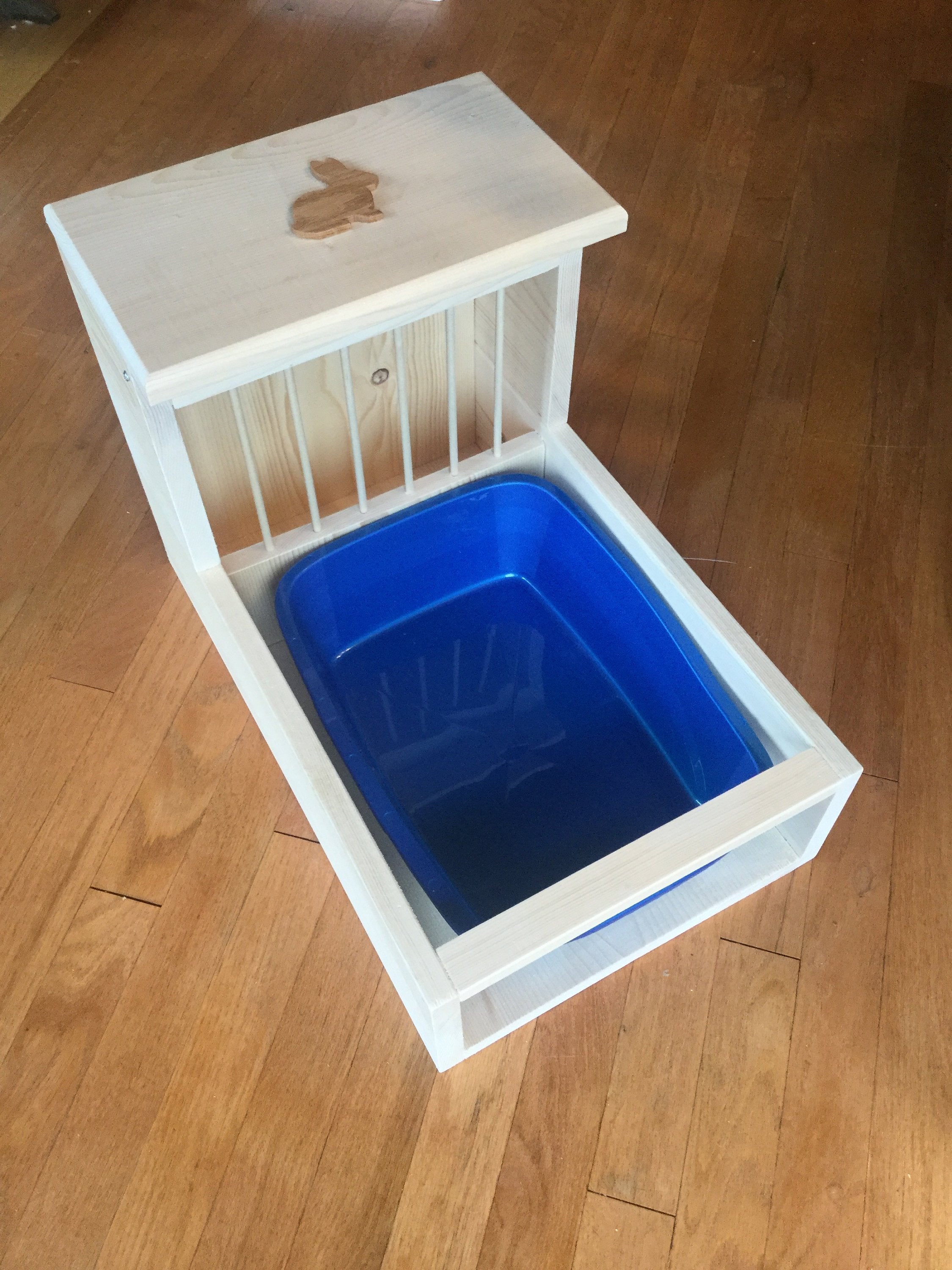 Hay feeder litter box online